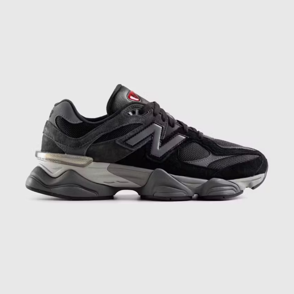 New Balance Black and Gray Men's Sneaker